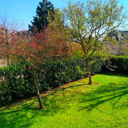 Spacieux, Calme Et Lumineux. Apartament